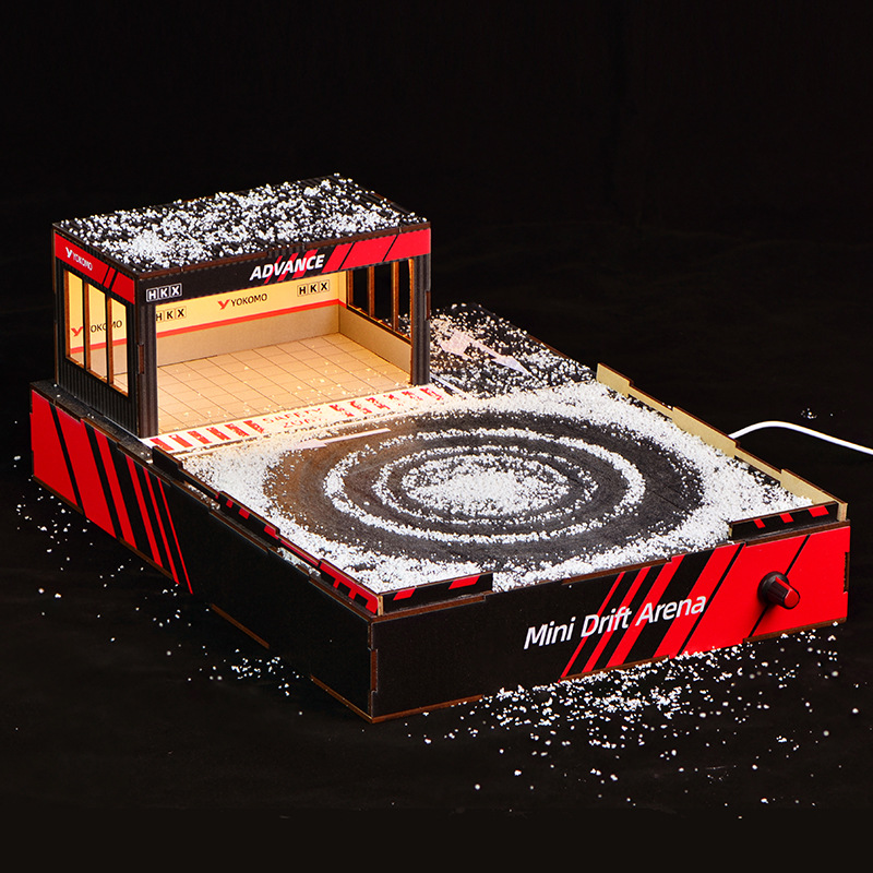 Model Kit Toy - 1:64 Maßstab DIY Drift-Strecken-Diorama mit Drehbühne