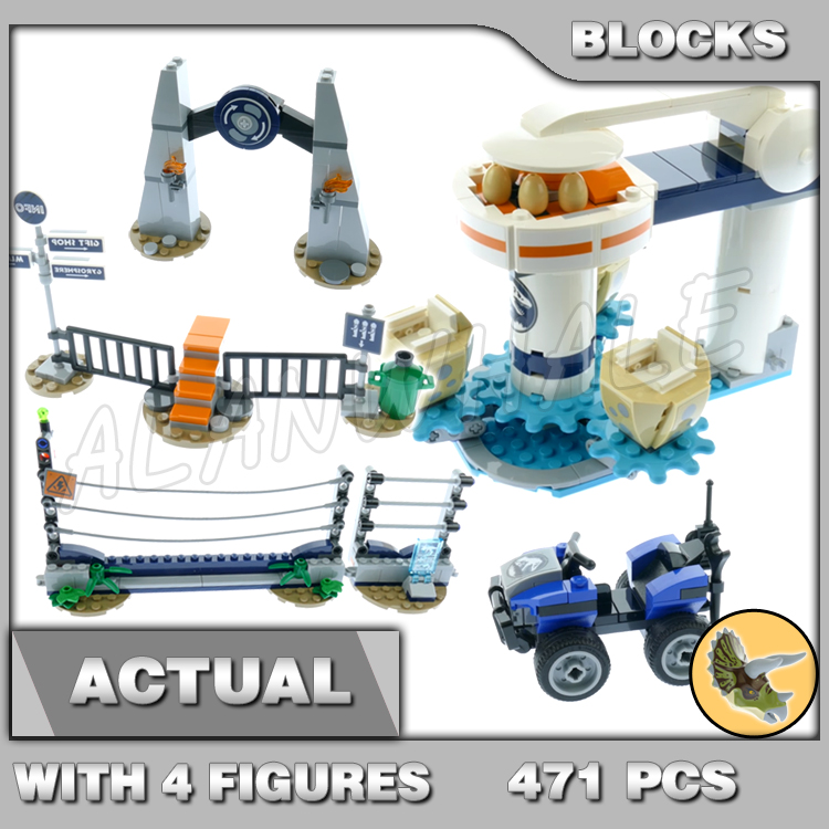 Model Kit Jurassic Park - 471-teiliges Jurassic World Triceratops Rampage Dinosaurier-Zaun-Set